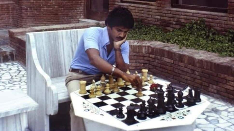 Anand Mahindra's Epic Throwback Pic: Yes, It Is Mahindra Group Chairman Playing Chess On Honeymoon - Have You Seen It?