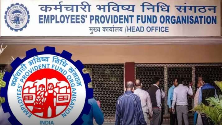 EPFO: PF अकाउंट होल्डर्स को मिलेगा फायदा, सरकार ने बढ़ाई ब्याज दर