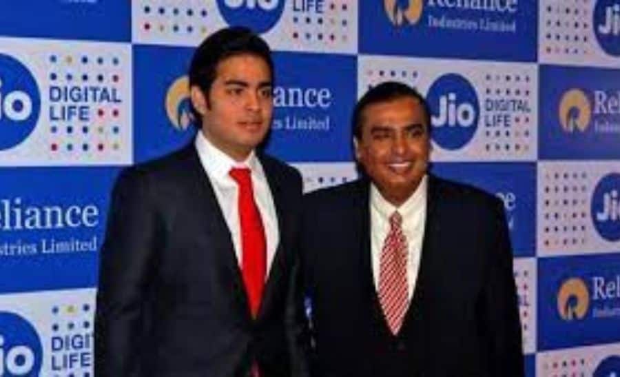 Reliance Industries Net Profit Drops 11% On Weak Oil-To-Chemical Business