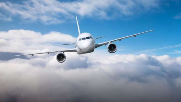 गो फर्स्ट को NCLT ने दी बड़ी राहत, विमान पट्टे पर देने वालों की याचिकाएं खारिज की