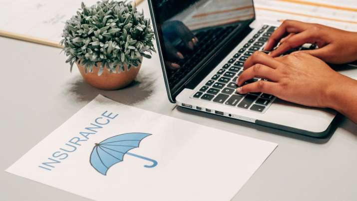 लाइफ इंश्योरेंस की मनी बैक पॉलिसी का समझिए पूरा गणित, कितना होता है कवरेज और क्या होते हैं इसके फायदे