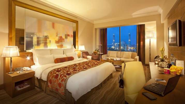 100-200 रुपये के ये समान चमका देंगे आपका घर, अमेजन-फ्लिपकार्ट पर चल रही महासेल में है मौका