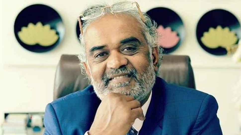 Boss Ho To Aisa: Meet Surats Diamond King Savjibhai Dholakia, Who Created Rs 12,000 Crore Empire From Scratch And Rewards Employees With Luxury