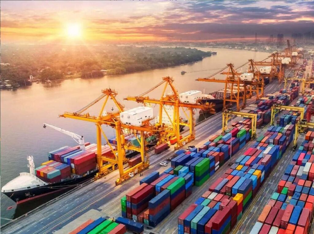 वैश्विक मंदी के बावजूद भारतीय अर्थव्यवस्था की तेज रफ्तार, विदेशी व्यापार छह माह में 800 अरब डॉलर के पार निकला