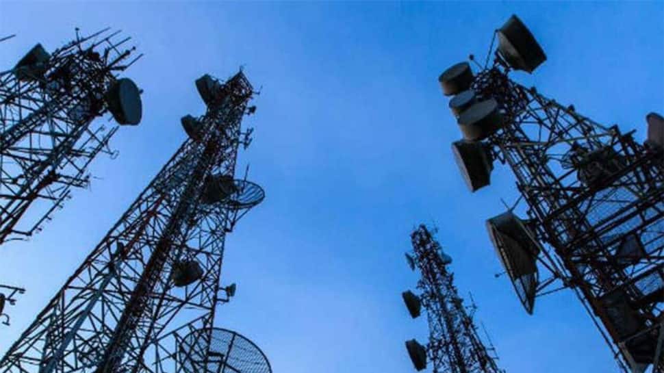 TRAI Giving Rs 40 Lakh Advance Payment And Rs 45,000 Monthly Rent For Mobile Tower Installation? Heres The Truth Behind This Viral Post