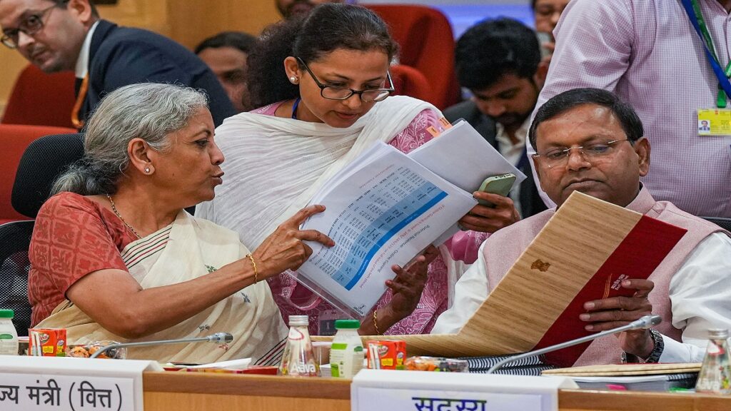 GST Council Meeting: गुड़ पर घट गया जीएसटी, अब 18% नहीं सिर्फ इतना लगेगा, शराब को लेकर बड़ा फैसला