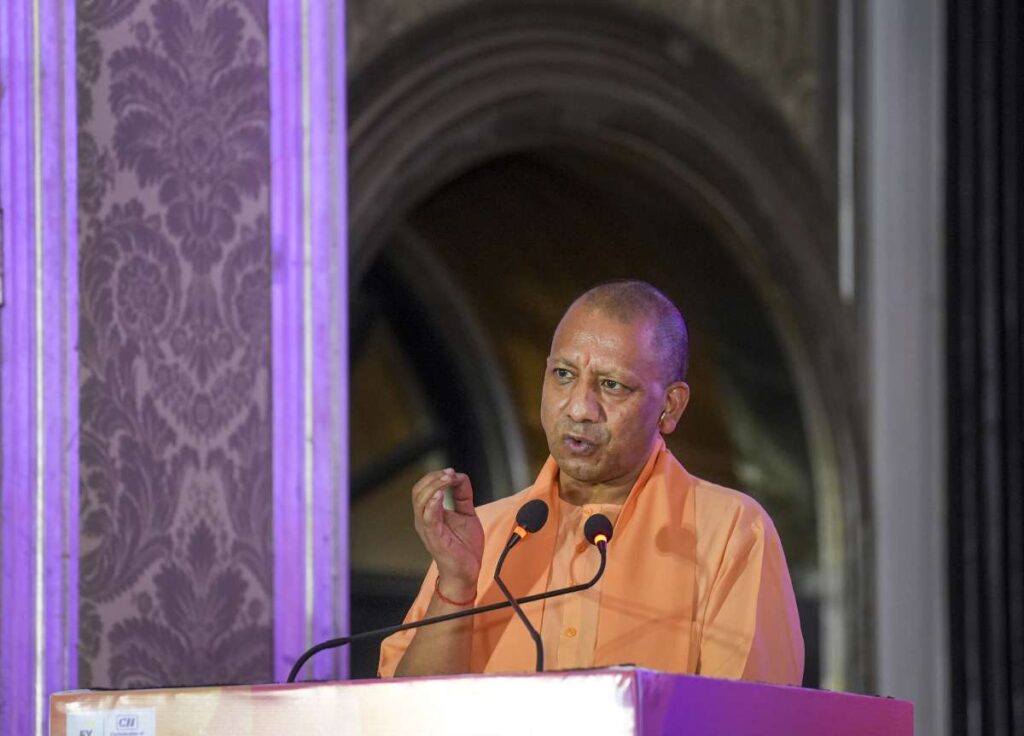 39 लाख करोड़ का निवेश प्रस्ताव लेकिन 8 माह बाद भी जमीन पर काम जीरो, अब CM योगी ने उठाया यह कदम