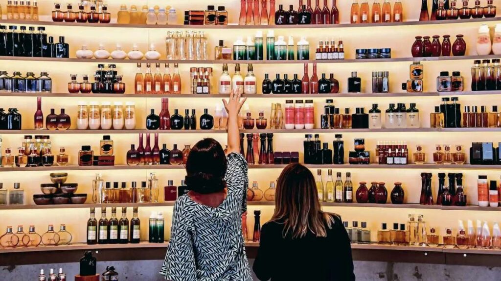 फैशन इंडस्ट्री में रिलायंस का एक और दांव, इस कंपनी के ब्यूटी प्रोडक्ट का करेगी अधिग्रहण