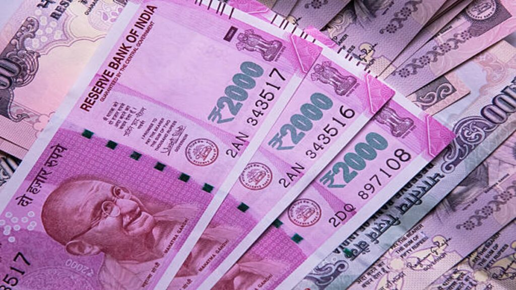 ₹2000 का नोट बदलने में अब भी आ रही परेशानी! RBI ने बताया ये नया जुगाड़ घर बैठे जमा हो जाएंगे नोट