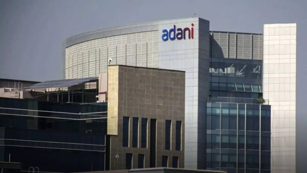 Adani निवेशक जमकर काट रहे चांदी, एक ही दिन में करीब 2 लाख करोड़ का हुआ फायदा