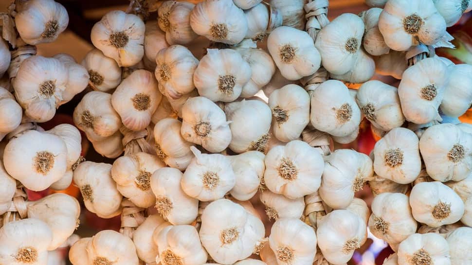 After Onions And Tomatoes, Now Garlic Prices Hitting Kitchen Budget